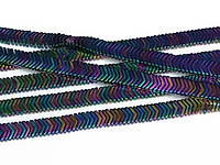 Бусины гематита, искуственный. Диаметр отверстия 0.6 мм. Цена указана за одну нить. Длина нити приблизительно 40 см. 