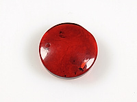 Подвеска натурального янтаря. Диаметр отверстия 1 мм.  Место добычи - Калининградская область. Выемки.